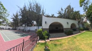 Canchas y salón de eventos